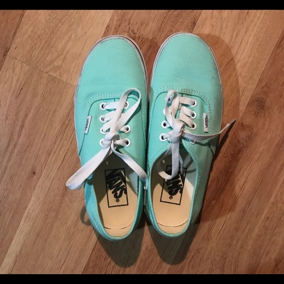 Vans Shoes - Vans Shoes women’s size 6